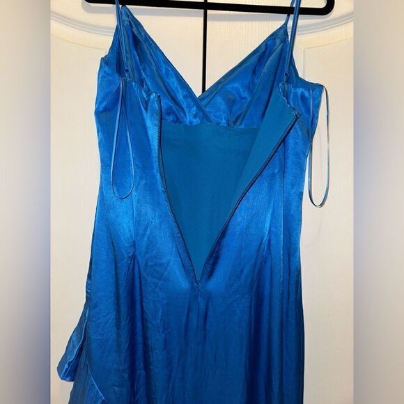 BARDOT Midi Dress - Picture 8 of 9